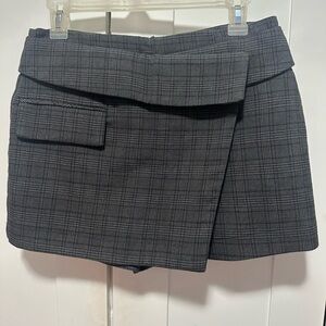 Forever21 Gray Plaid Mini Skort size S